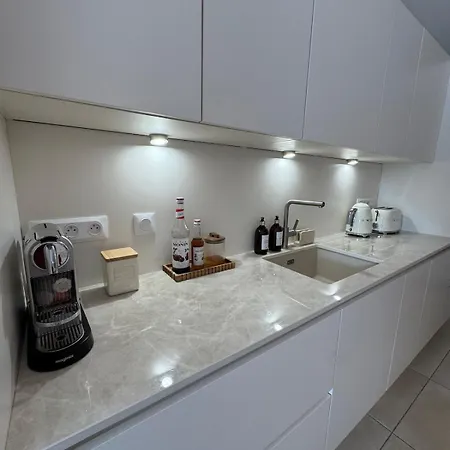 Les Pins - Confort & Modernite