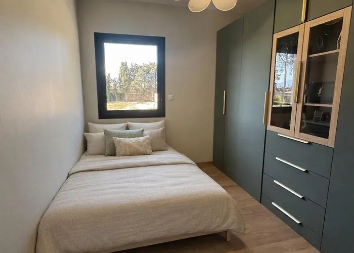 Les Pins - Confort & Modernite